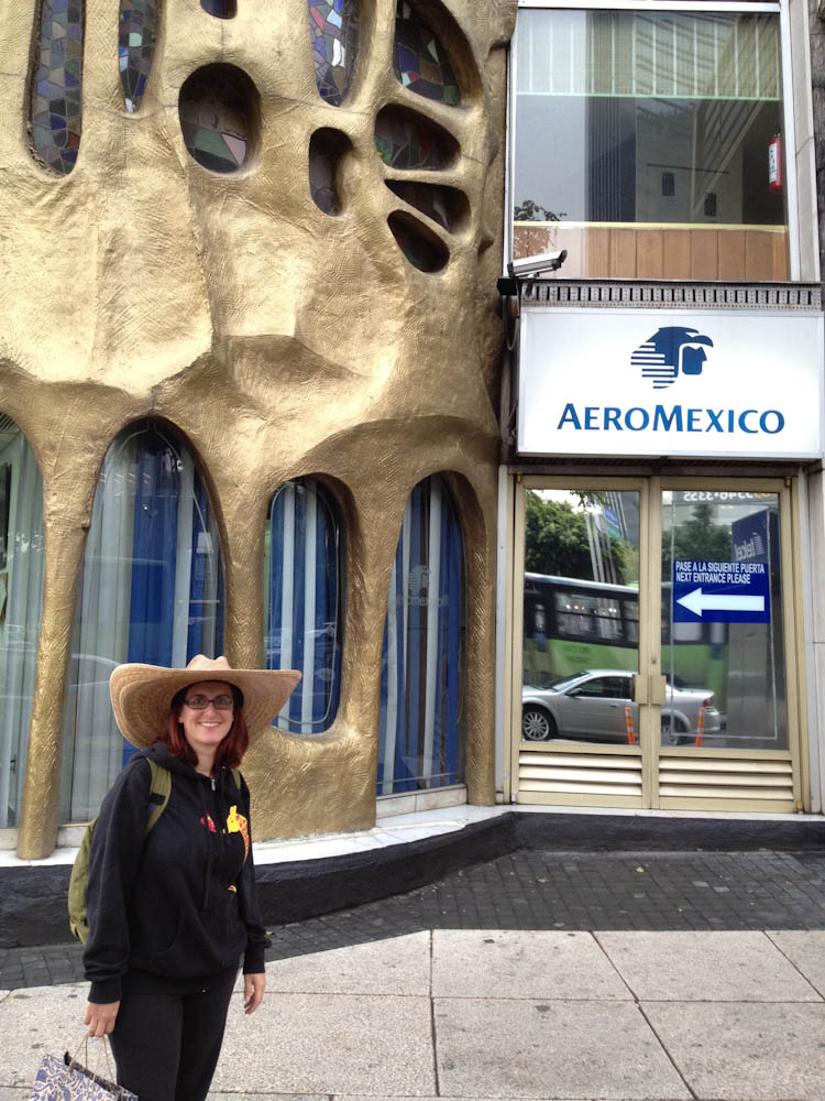 Gaudi style aeromexico office in mexico city
