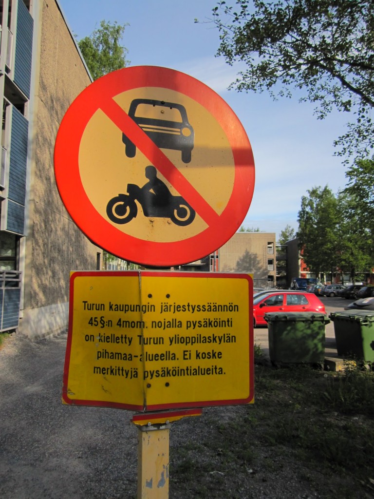 Street signs in Finnish