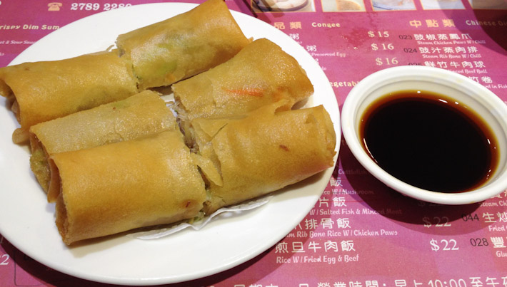 Classic spring rolls: crispy on the outside, warm and soft on the inside