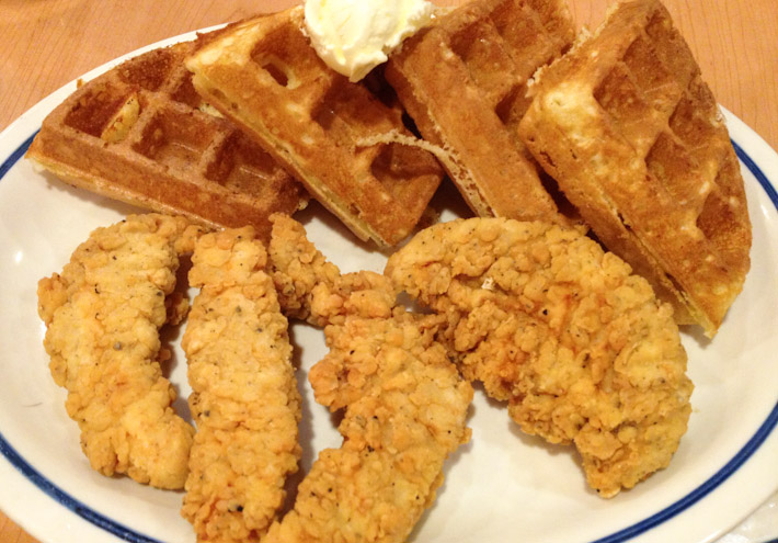 Chicken & Waffles: one of those food combinations that has "USA" written all over it!