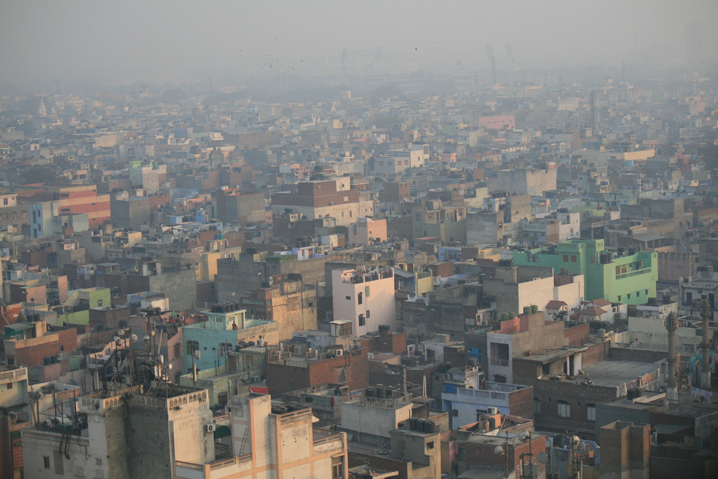 View of South Delhi on a regular day (source: http://bit.ly/17JkORq)