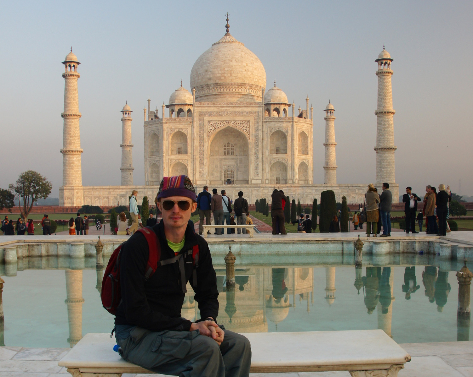 Nomadic Samuel at the Taj Mahal