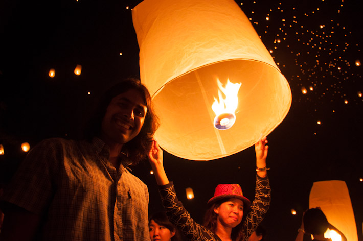 Everybody likes posing with their lanterns before the release
