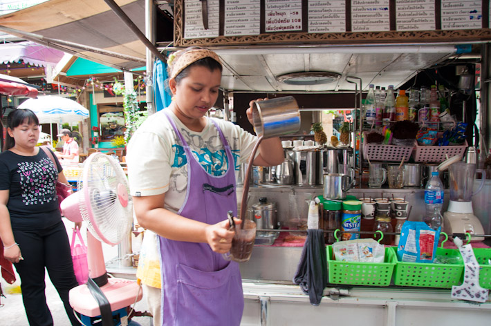 Tea and coffee street vendor near Saphan Taksin