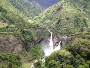Ruta de la cascadas ecuador