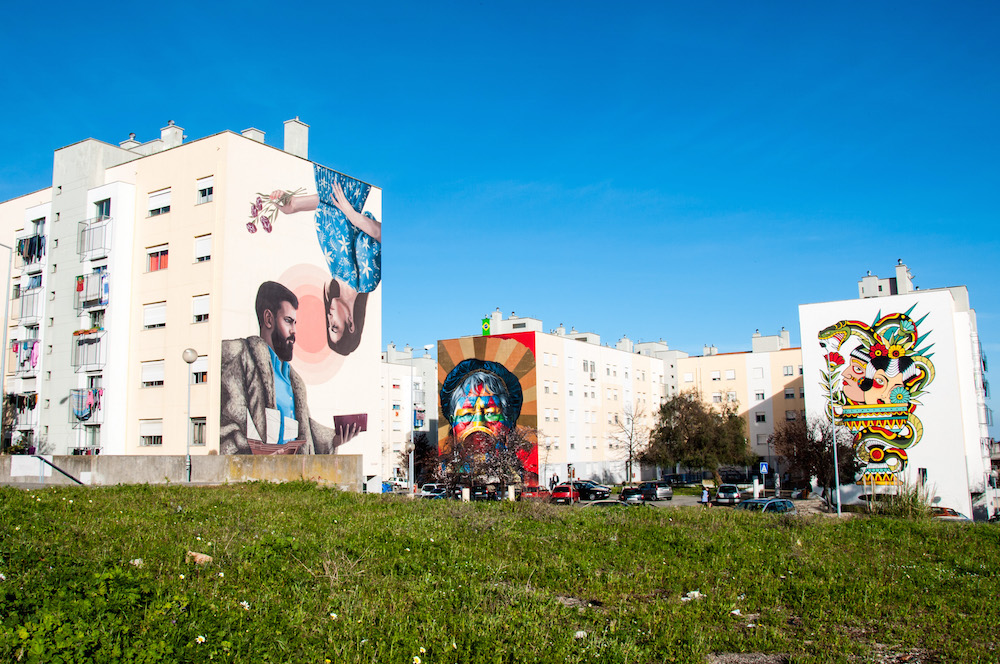 Murals near the library of Marvila